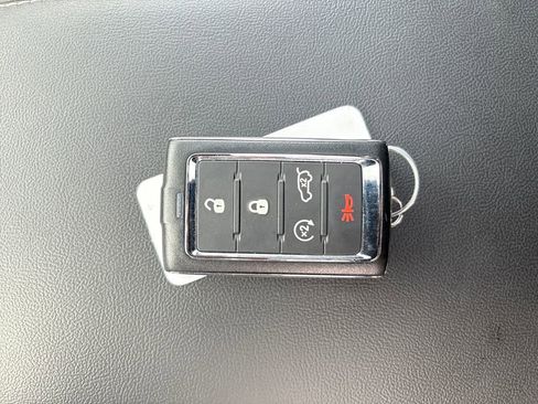 Used 2023 Jeep Grand Cherokee Altitude image 34