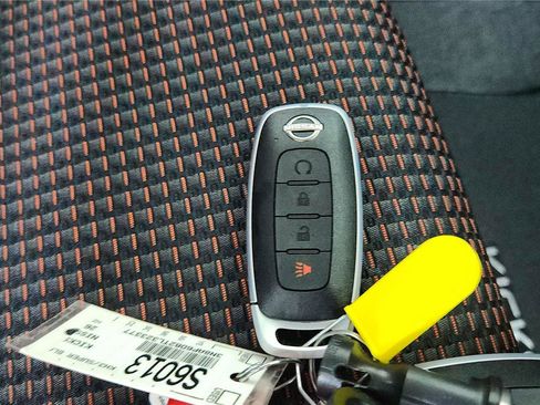 New 2026 Nissan Kicks SR w/ Cold Weather Package image 27