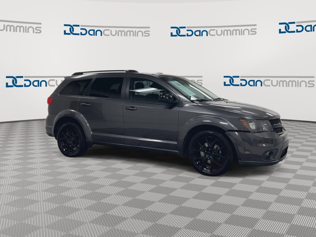 Used 2015 Dodge Journey SXT w/ Flexible Seating Group FWD image 2