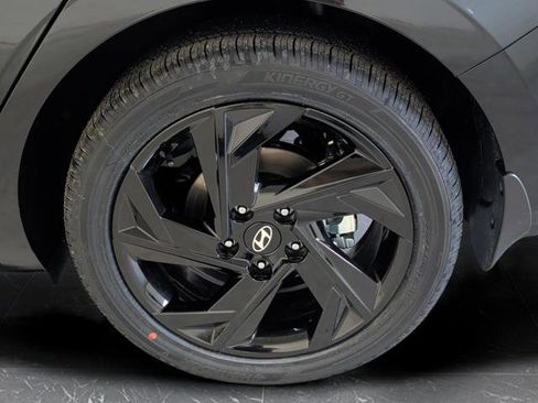 New 2026 Hyundai Elantra Sport FWD image 33