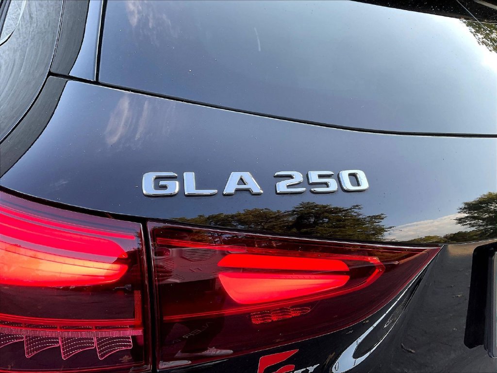 Used 2024 Mercedes-Benz GLA 250 4MATIC image 20