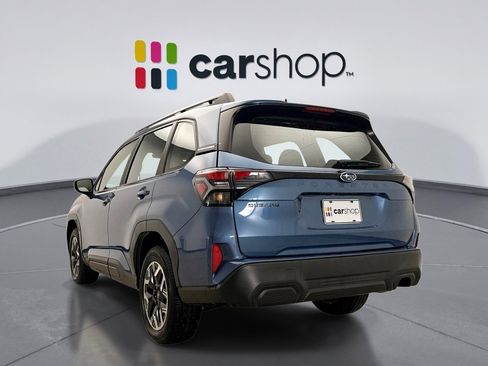 Used 2025 Subaru Forester image 3