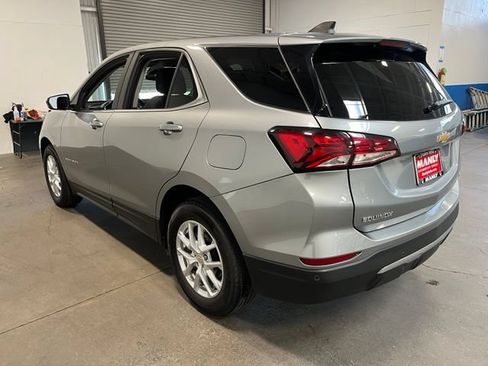 Used 2024 Chevrolet Equinox LT FWD image 5