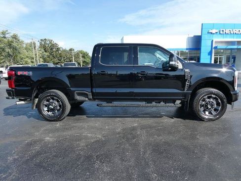 Certified 2024 Ford F250 Lariat w/ Lariat Ultimate Package AWD/4WD image 4