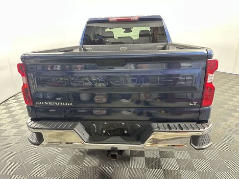 Used 2023 Chevrolet Silverado 1500 LT AWD/4WD image 7