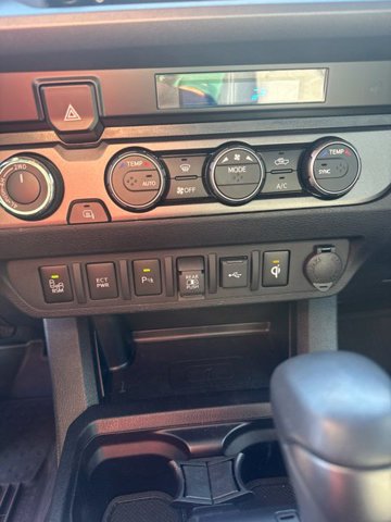 Used 2023 Toyota Tacoma TRD Sport w/ Technology Package AWD/4WD image 21