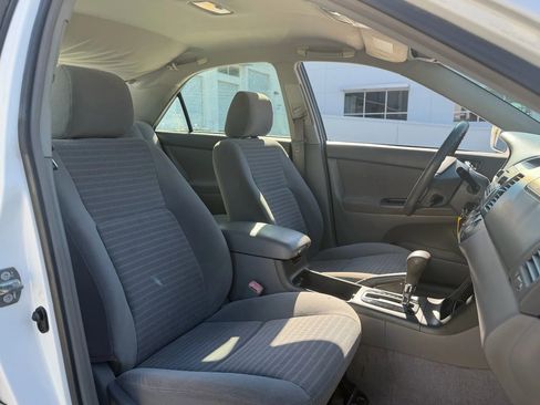 Used 2005 Toyota Camry XLE image 21