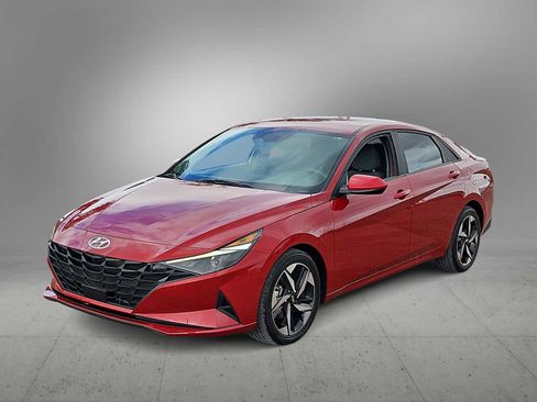 Certified 2023 Hyundai Elantra SEL w/ Convenience Package image 4