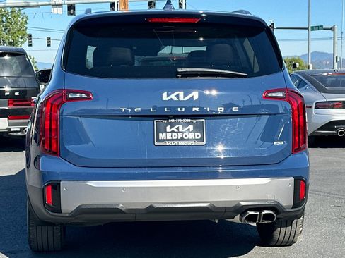 Used 2025 Kia Telluride S AWD/4WD image 5