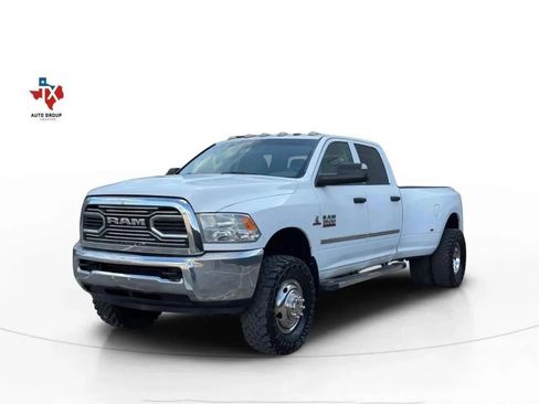 Used 2014 RAM 3500 Tradesman w/ Chrome Appearance Group AWD/4WD image 5