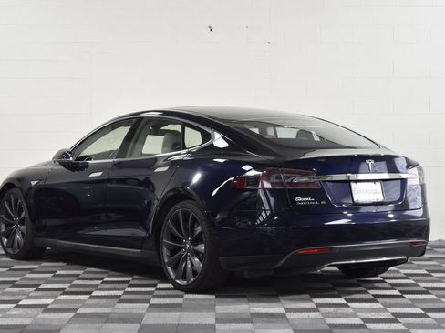 Used 2015 Tesla Model S 85 RWD image 3