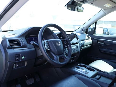 Used 2022 Honda Pilot EX-L image 2