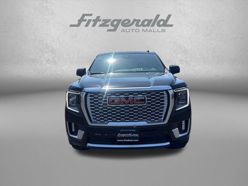 Used 2023 GMC Yukon Denali w/ LPO, Floor Liner Package AWD/4WD image 5
