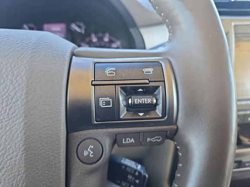 Used 2019 Lexus GX 460 Luxury image 25