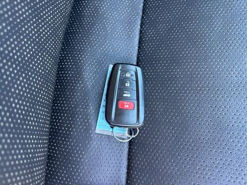 Used 2024 Toyota Camry XSE image 5