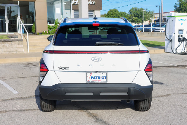 New 2027 Hyundai Kona SEL Sport FWD image 4