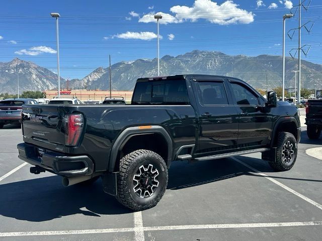 Used 2025 GMC Sierra 3500 AT4 w/ AT4 Premium Plus Package AWD/4WD image 7