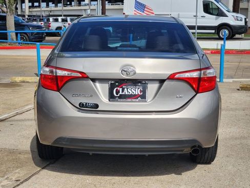 Used 2015 Toyota Corolla LE FWD image 6