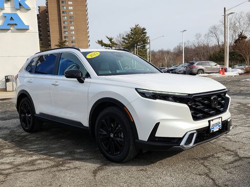 Used 2023 Honda CR-V Sport Touring image 3