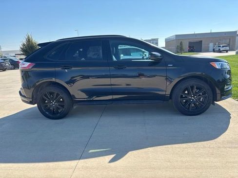 Used 2022 Ford Edge ST-Line AWD/4WD image 5