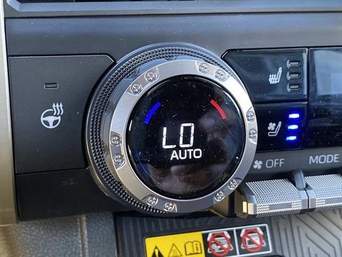 New 2026 Toyota Tacoma Limited AWD/4WD image 15