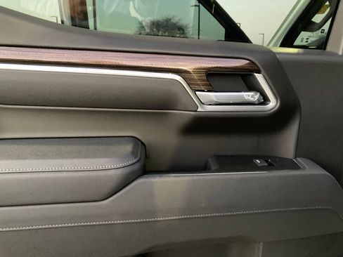 Used 2025 Chevrolet Silverado 1500 RST image 11