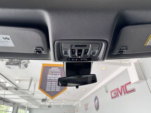 Used 2022 GMC Sierra 1500 Elevation w/ Elevation Premium Package AWD/4WD image 30
