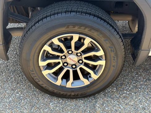 Used 2024 GMC Sierra 1500 Pro w/ Pro Value Package RWD image 5