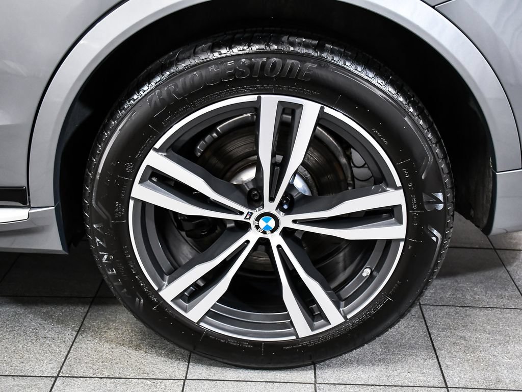 Used 2026 BMW X7 xDrive40i AWD/4WD image 8