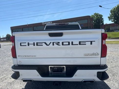 Used 2023 Chevrolet Silverado 1500 High Country AWD/4WD image 6
