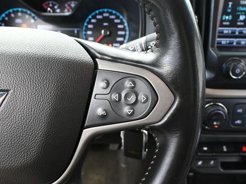 Used 2018 Chevrolet Colorado Z71 AWD/4WD image 25