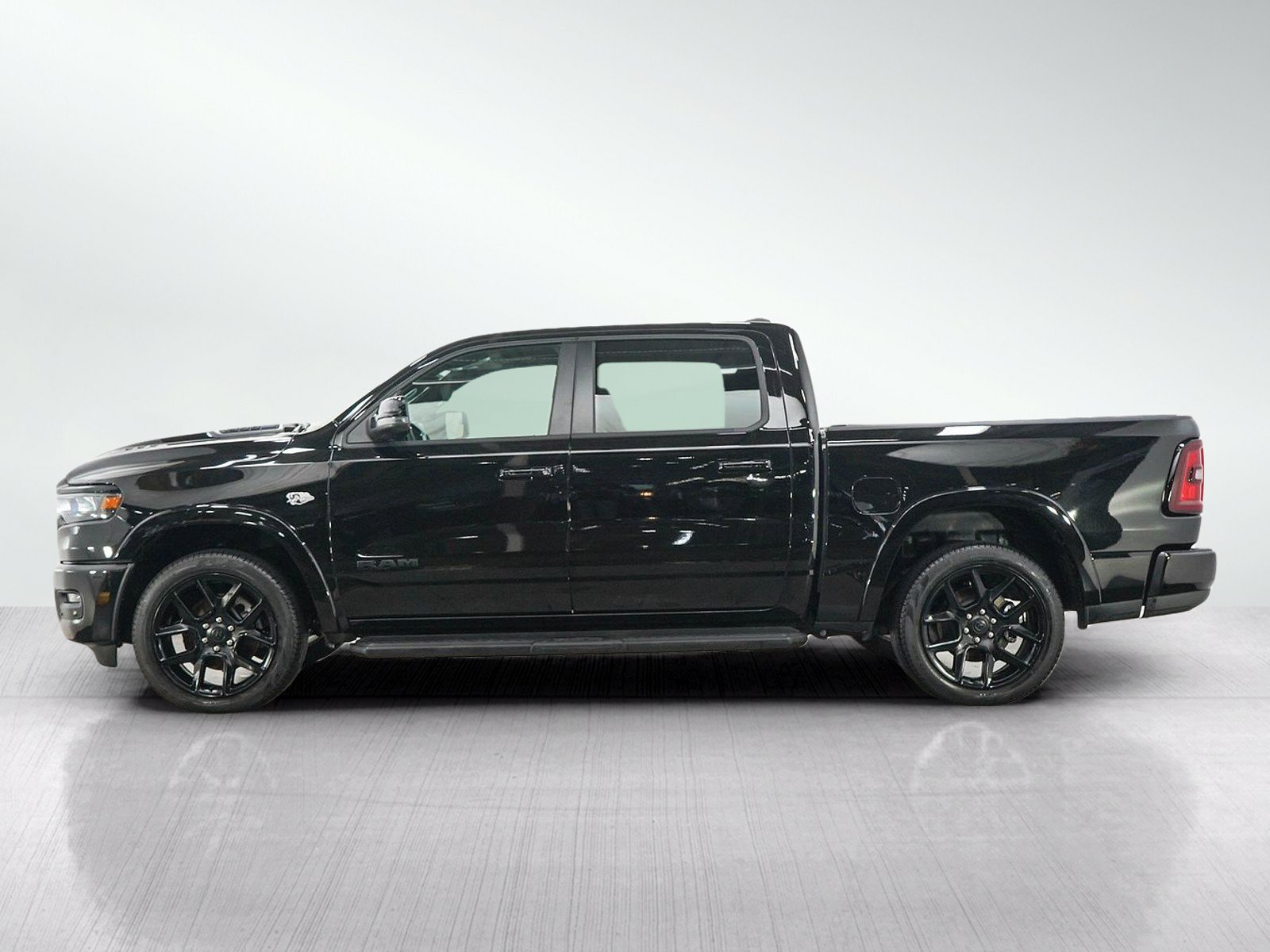 Used 2026 RAM 1500 Laramie w/ Night Edition AWD/4WD image 2