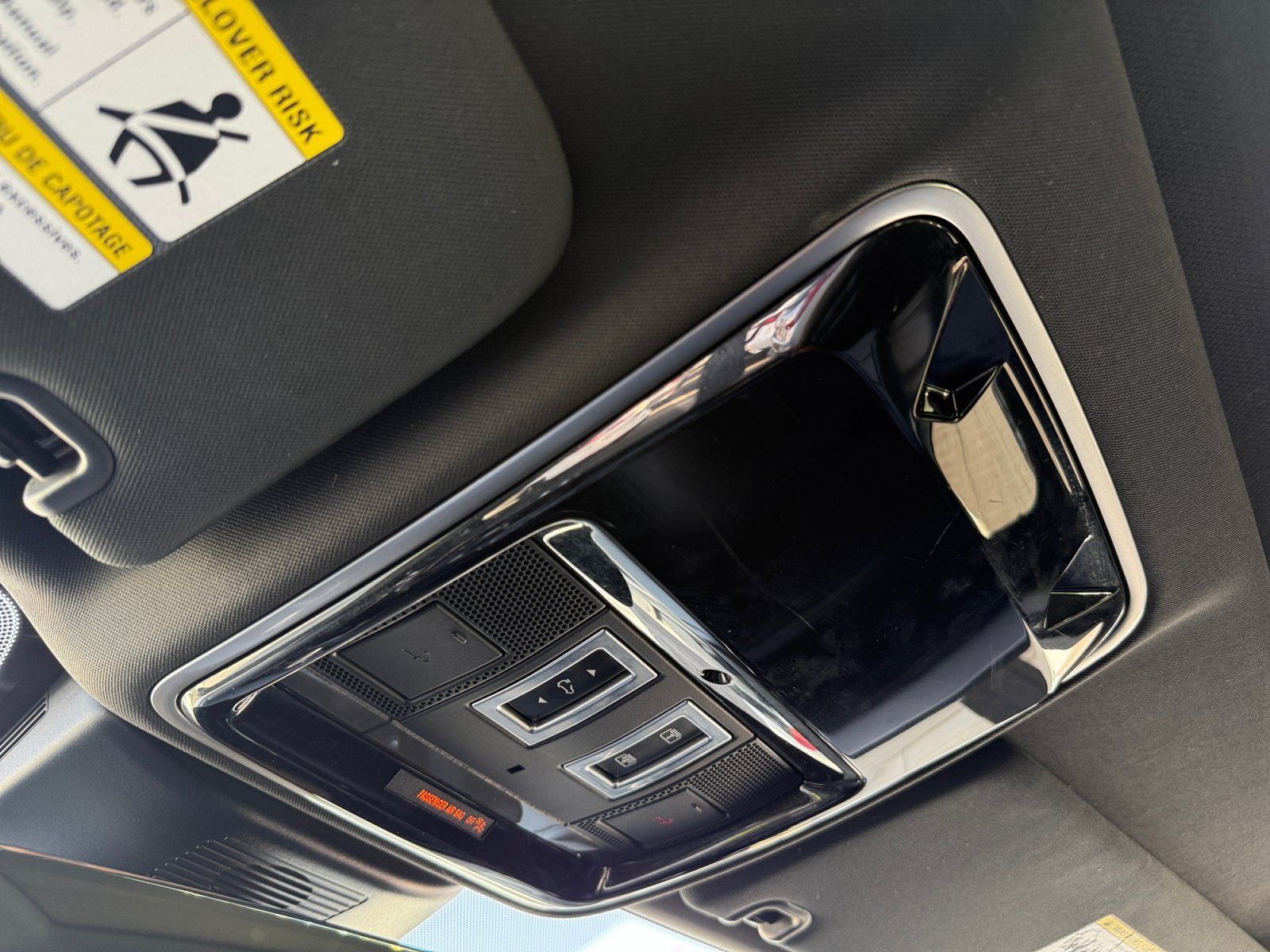 Used 2019 Land Rover Range Rover AWD/4WD image 28