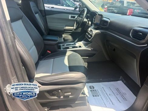 Used 2023 Ford Explorer XLT w/ Equipment Group 202A AWD/4WD image 6