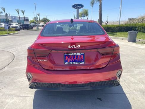 Used 2024 Kia Forte LXS FWD image 7