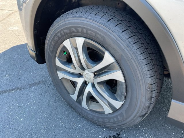 Used 2018 Toyota RAV4 LE AWD/4WD image 13