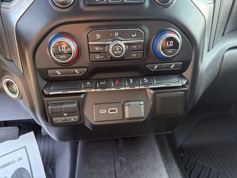Used 2021 Chevrolet Silverado 1500 RST AWD/4WD image 32