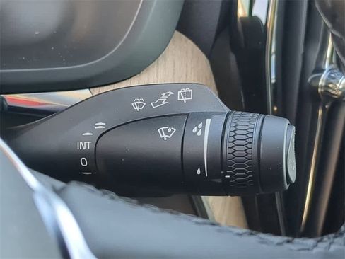 New 2026 Volvo XC60 B5 Plus w/ Protection Package Premier image 23