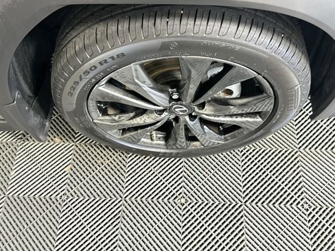 Used 2019 Lexus UX 200 F Sport image 11