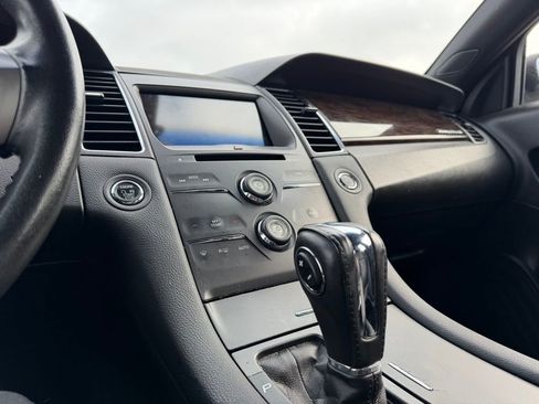 Used 2016 Ford Taurus Limited image 24