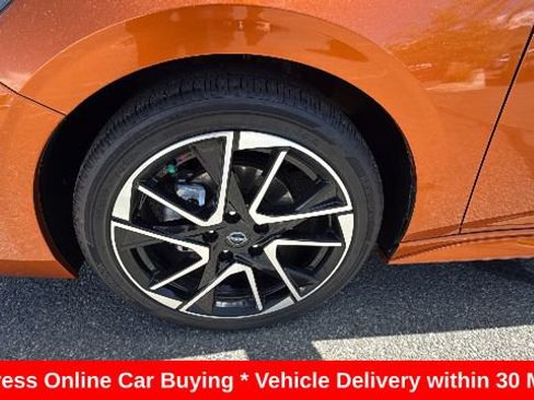 Certified 2024 Nissan Sentra SR w/ Trunk Package FWD image 9