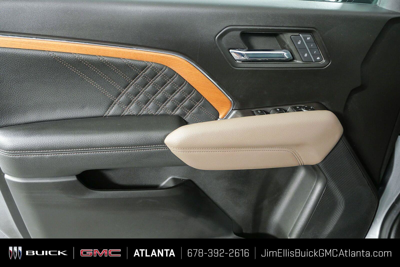 Used 2023 GMC Canyon Denali AWD/4WD image 7