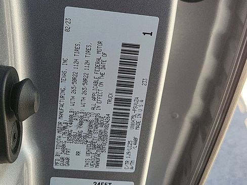 Used 2023 Toyota Tundra Capstone AWD/4WD image 34