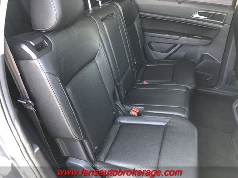Used 2018 Volkswagen Atlas SEL FWD image 22