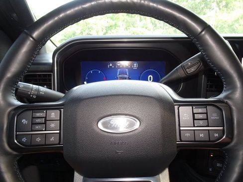 Used 2025 Ford F350 Platinum AWD/4WD image 22