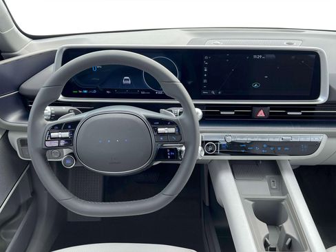 New 2025 Hyundai Ioniq 6 SEL image 17