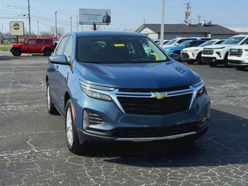 Certified 2024 Chevrolet Equinox LT image 3