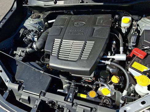 Used 2023 Subaru Forester Premium AWD/4WD image 30