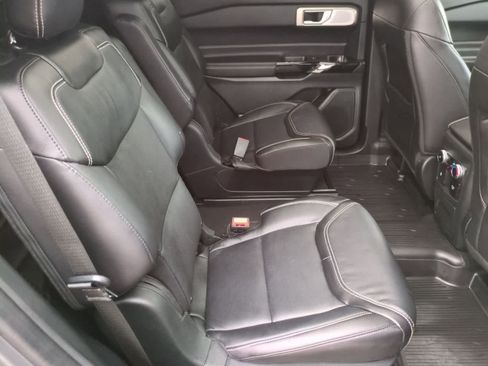 Used 2024 Ford Explorer ST w/ Equipment Group 401A AWD/4WD image 21