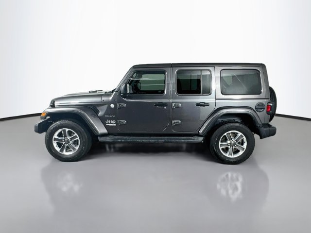 Used 2018 Jeep Wrangler Unlimited Sahara AWD/4WD image 11